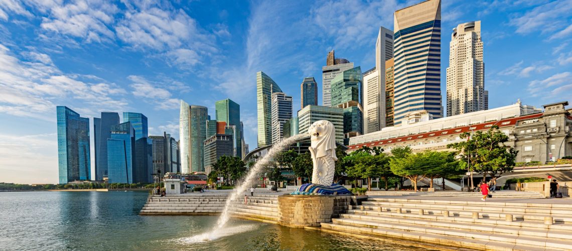 Singapore,,February,03,,2024:,Merlion,Statue,Fountain,At,Merlion,Park